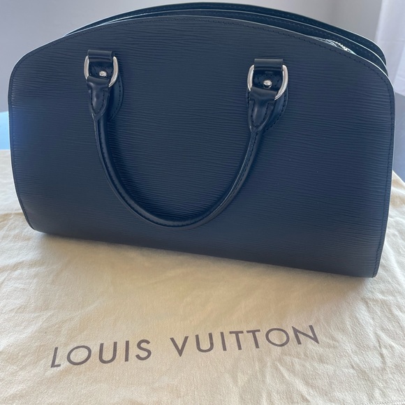 Louis Vuitton Black Epi Leather Pont Neuf PM - Picture 1 of 13